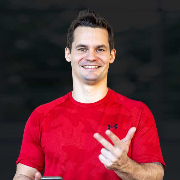 Phil Widermann lächelt in die Kamera
